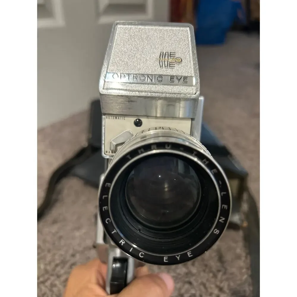 Bell & Howell Optronic Eye Autoload 8mm Duo Zoomatic Movie Camera Untested AS IS